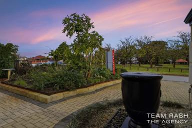 House For Sale - WA - Caversham - 6055 - Loft Style Luxury  (Image 2)