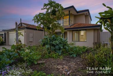 House For Sale - WA - Caversham - 6055 - Loft Style Luxury  (Image 2)