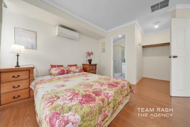 House For Sale - WA - Banksia Grove - 6031 - Family home awaiting it's new owners!!!!  (Image 2)