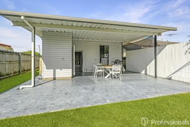 House For Sale - QLD - South Mackay - 4740 - Low-Maintenance Living in the Heart of South Mackay!  (Image 2)