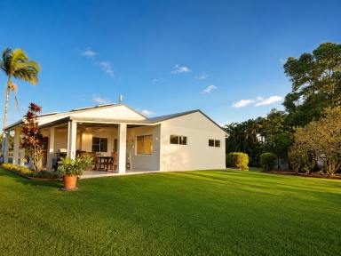 House For Sale - QLD - Tully Heads - 4854 - Escape to the Beach  (Image 2)