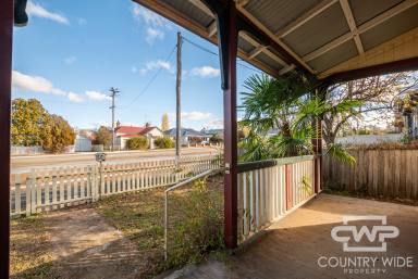 House For Lease - NSW - Glen Innes - 2370 - Renovated Two Bedroom Home Ready Now!  (Image 2)
