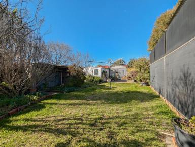 House For Sale - VIC - Kerang - 3579 - Convenient Living in a Quiet Residential Court  (Image 2)