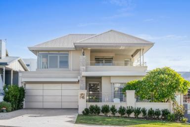 House For Sale - WA - Melville - 6156 - ELEVATED FAMILY LIVING  (Image 2)
