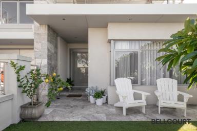 House For Sale - WA - Melville - 6156 - ELEVATED FAMILY LIVING  (Image 2)