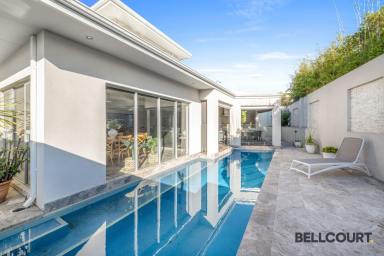 House For Sale - WA - Melville - 6156 - ELEVATED FAMILY LIVING  (Image 2)