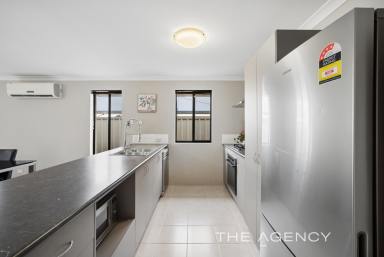 House For Sale - WA - Beeliar - 6164 - Parkside Living with Space to Grow  (Image 2)