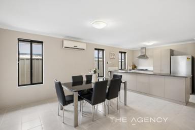 House For Sale - WA - Beeliar - 6164 - Parkside Living with Space to Grow  (Image 2)