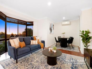 House For Sale - WA - Swan View - 6056 - Family Living  (Image 2)