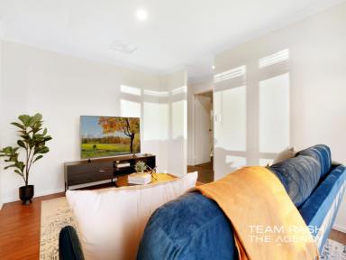 House For Sale - WA - Swan View - 6056 - Family Living  (Image 2)