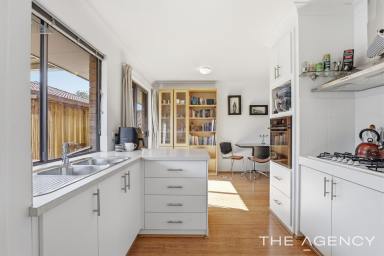 Villa For Sale - WA - Safety Bay - 6169 - No Corporate/Strata Fee in a Quiet Neighbourhood  (Image 2)