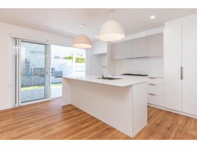House For Lease - NSW - Tallwoods Village - 2430 - As  New Home  (Image 2)