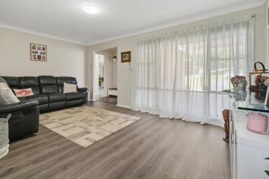 House For Sale - NSW - Raymond Terrace - 2324 - PEACEFUL RESERVE OUTLOOK WITH EXCEPTIONAL FAMILY LIVING!  (Image 2)