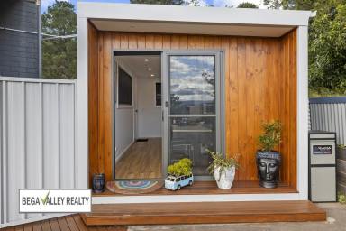 House For Sale - NSW - Wolumla - 2550 - WHEN YOUR HOME IS YOUR OFFICE  (Image 2)