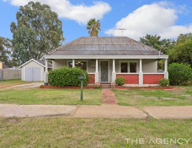 House For Sale - WA - Redcliffe - 6104 - MULTI TITLE DUAL LOT (Image 2)
