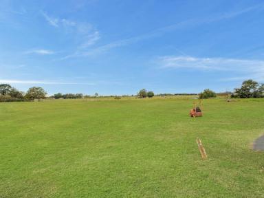 Residential Block For Sale - VIC - Bairnsdale - 3875 - DOWNTOWN ALLOTMENT WITH RURAL VIEWS  (Image 2)