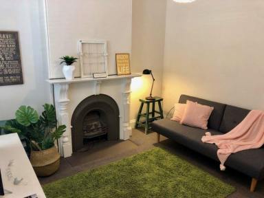House For Lease - NSW - Newtown - 2042 - Beautifully Presented Newtown Terrace with Private Courtyard & Air Conditioning  (Image 2)