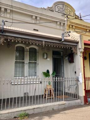 House For Lease - NSW - Newtown - 2042 - Beautifully Presented Newtown Terrace with Private Courtyard & Air Conditioning  (Image 2)