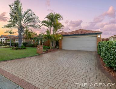 House For Sale - WA - Canning Vale - 6155 - Spacious Family Living with Pool & Workshop – 34 Bramdean Cres Canning Vale  (Image 2)