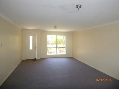 Unit For Lease - QLD - Kingaroy - 4610 - Lovely Low-Set Brick 2 Bedroom Unit  (Image 2)