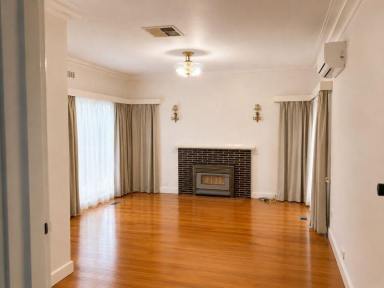 House For Lease - VIC - Balwyn - 3103 - 4 bedroom home in quiet Balwyn location  (Image 2)
