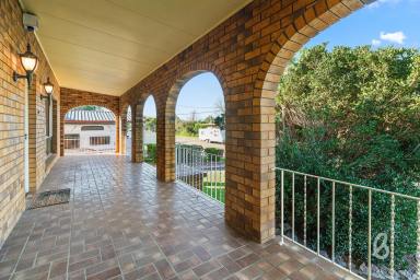 House For Sale - NSW - Singleton - 2330 - Opportunity Awaits  (Image 2)