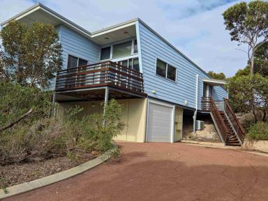 Townhouse For Lease - WA - Hopetoun - 6348 - Just a short stroll from the beach  (Image 2)