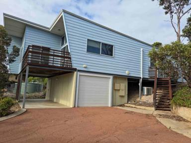 Townhouse For Lease - WA - Hopetoun - 6348 - Just a short stroll from the beach  (Image 2)