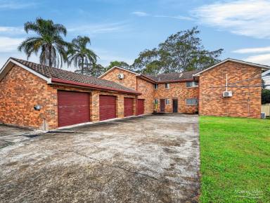 Unit For Sale - NSW - Taree - 2430 - Spectacular Manning River Views in a Prime Central Location (Image 2)