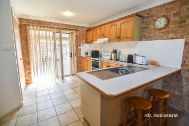 Unit For Sale - NSW - Inverell - 2360 - SMALL PACKAGE, BIG APPEAL (Image 2)