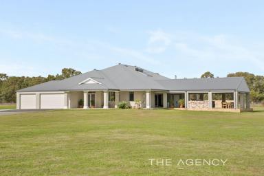 House For Sale - WA - Middle Swan - 6056 - 11.2 Acres, 8 Years Young Residence & Massive Shed - All Off Grid (Image 2)