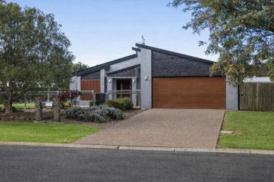 House For Sale - QLD - Highfields - 4352 - The Ultimate Family Setup  (Image 2)