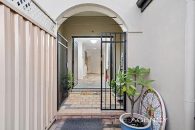 House For Sale - WA - Palmyra - 6157 - A Private Sanctuary Hidden in Plain Sight (Image 2)