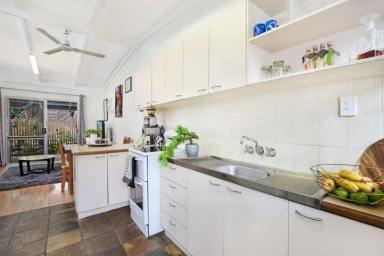 Unit For Sale - QLD - Maroochydore - 4558 - First home, investors, downsizers, property flippers! (Image 2)