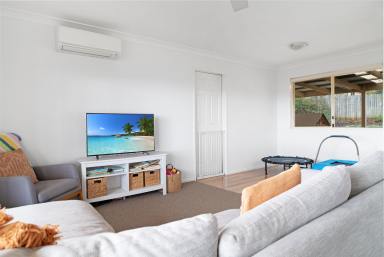 House For Lease - QLD - Harristown - 4350 - Tidy Harristown Home with Spacious Fenced Backyard (Image 2)