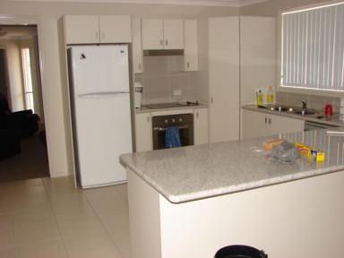 Duplex/Semi-detached For Sale - NSW - Muswellbrook - 2333 - SET PRIVATE AT THE END OF A CUL-DE-SAC THIS THREE (3X) B/R HOME WITH IT'S OWN YARD, ENSUITE AND DOUBLE GARAGE  (Image 2)