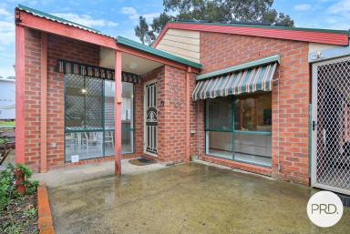 House For Sale - VIC - West Wodonga - 3690 - PEACEFUL COURT LIVING WITH EXCEPTIONAL OUTDOOR ENTERTAINING  (Image 2)