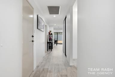 House For Sale - WA - Hilbert - 6112 - 2025 Family Home with Solar Panels & 15kW Battery (Image 2)