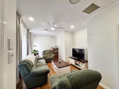 House For Lease - NSW - Tamworth - 2340 - YOUR OWN PRIVATE OASIS  (Image 2)