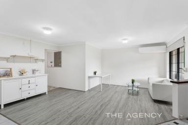 House For Sale - WA - Marangaroo - 6064 - Modern Family Home with Space for Everyone  (Image 2)