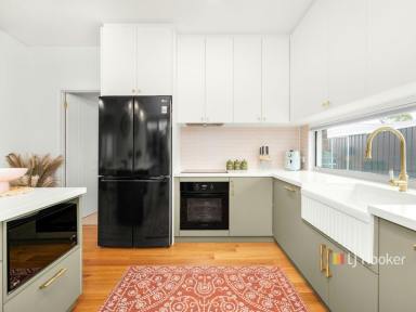 Unit For Sale - TAS - Ulverstone - 7315 - Thoughtfully Designed, Beautifully Appointed, Effortlessly Comfortable  (Image 2)