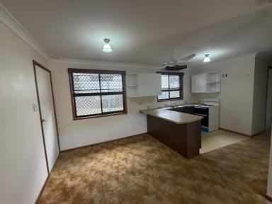House For Lease - NSW - South Grafton - 2460 - Charming and Affordable Home in South Grafton (Image 2)