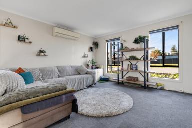 House For Sale - VIC - Merbein - 3505 - Easy Living in the Heart of Merbein  (Image 2)
