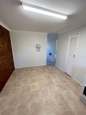 Unit For Lease - QLD - Rangeville - 4350 - Fantastic Property in an Excellent Location (Image 2)