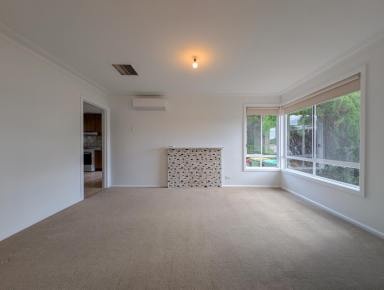 House For Lease - VIC - Kerang - 3579 - 3-Bedroom Home on a Great Sized Block (Image 2)