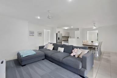 House For Sale - QLD - Marian - 4753 - WELCOME HOME! (Image 2)