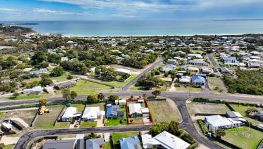 House For Sale - SA - Robe - 5276 - Perfect Family Home or Investment - Low $ Entry Point (Image 2)