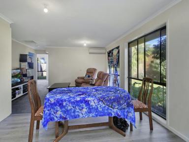 Unit For Sale - VIC - Bairnsdale - 3875 - A SPACIOUS SURPRISE IN A CONVIENIENT LOCATION  (Image 2)