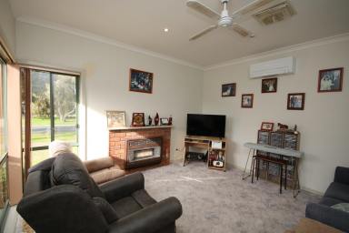 House For Sale - VIC - Rochester - 3561 - AFFORDABLE OPPORTUNITY ON A GENEROUS 780m² ALLOTMENT  (Image 2)