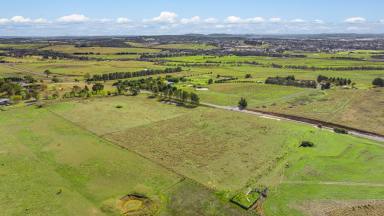 Residential Block For Sale - NSW - Brisbane Grove - 2580 - Rare Opportunity - Land for Sale in Brisbane Grove! (Image 2)